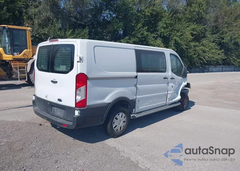 2019 Ford Transit-250 z USA, uszkodzony, nr VIN 1FTYR1YM0KKB34973